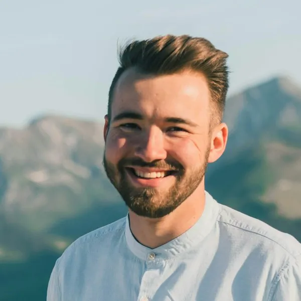 Portrait of a smiling man